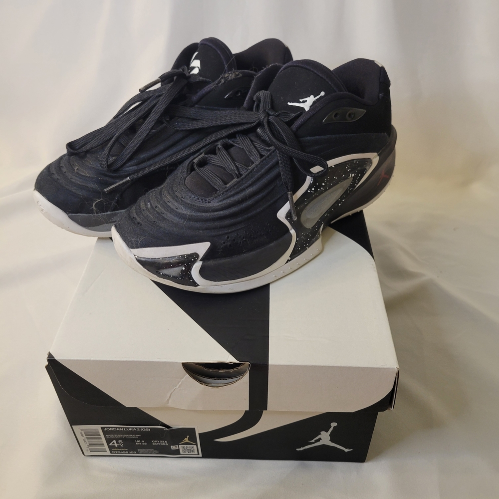 Big Kids' Jordan Luka 3 Basketball Shoes